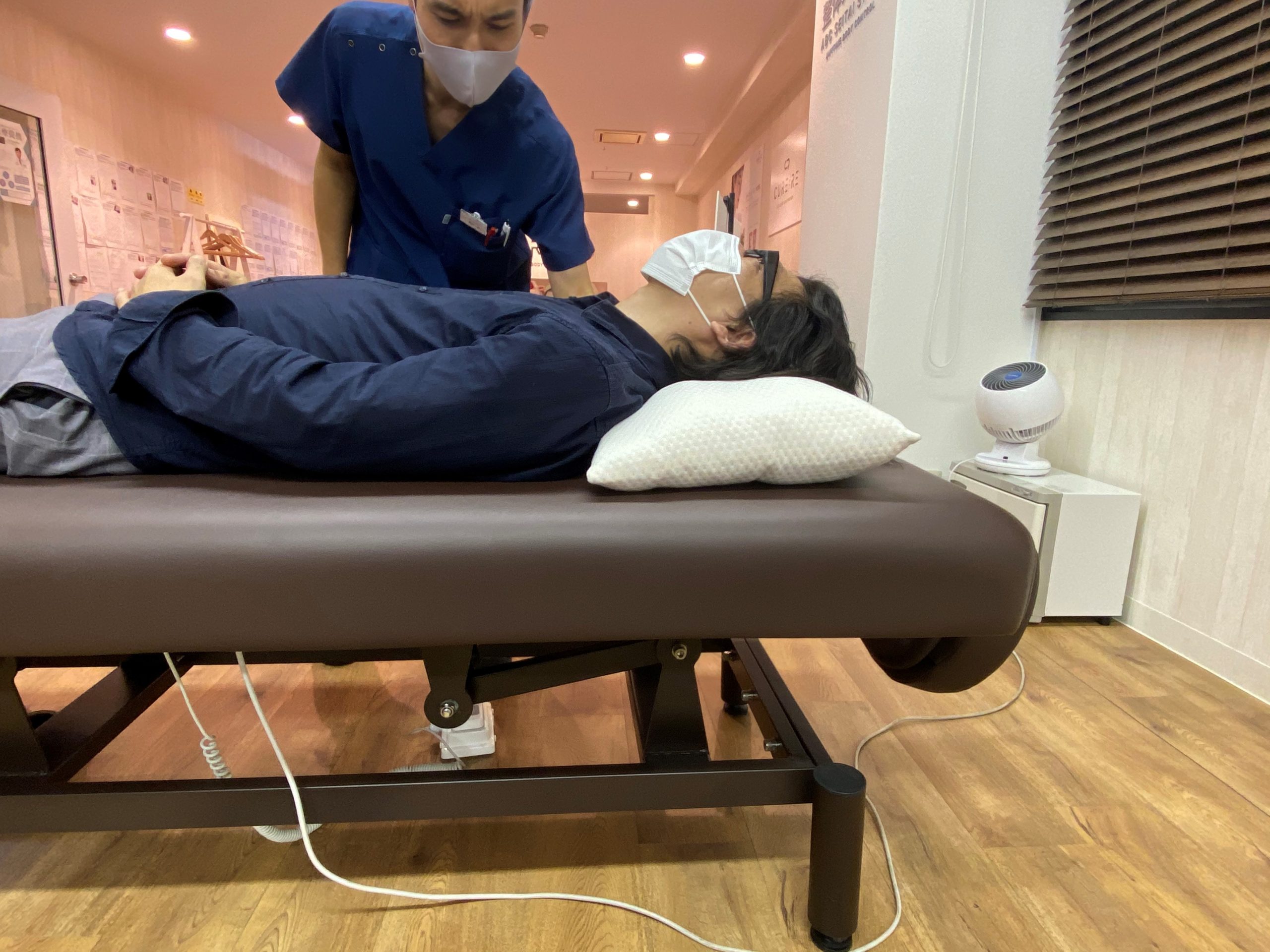 新品】CURE:REキュアレ THE MAKURA 噛みしめれ 『まくら型 整体器具』 